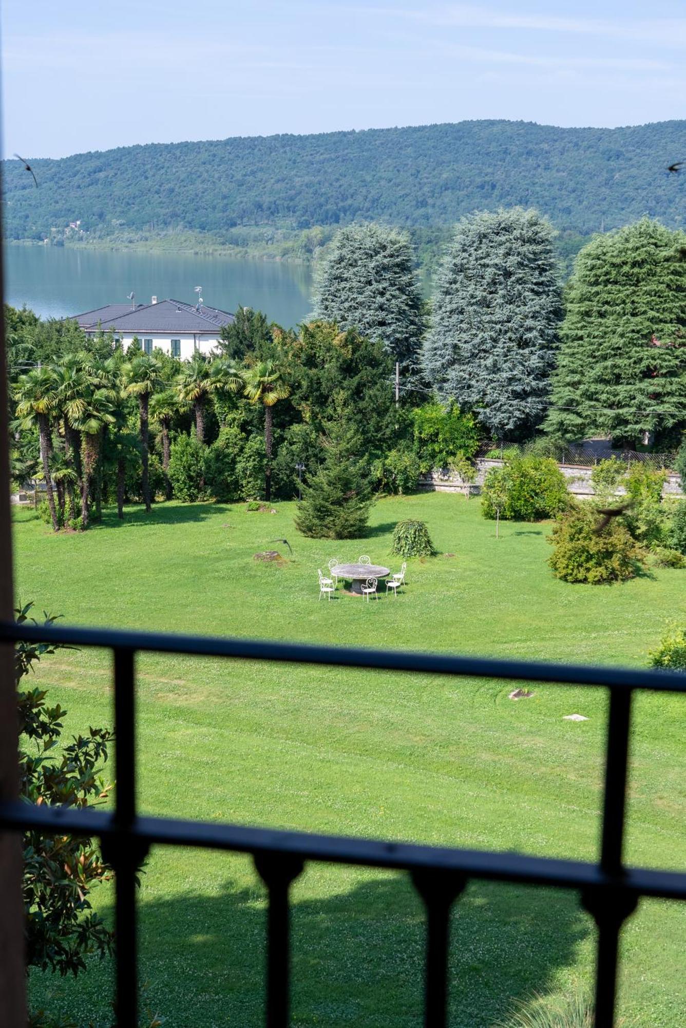 Borghi 4* Varano Borghi