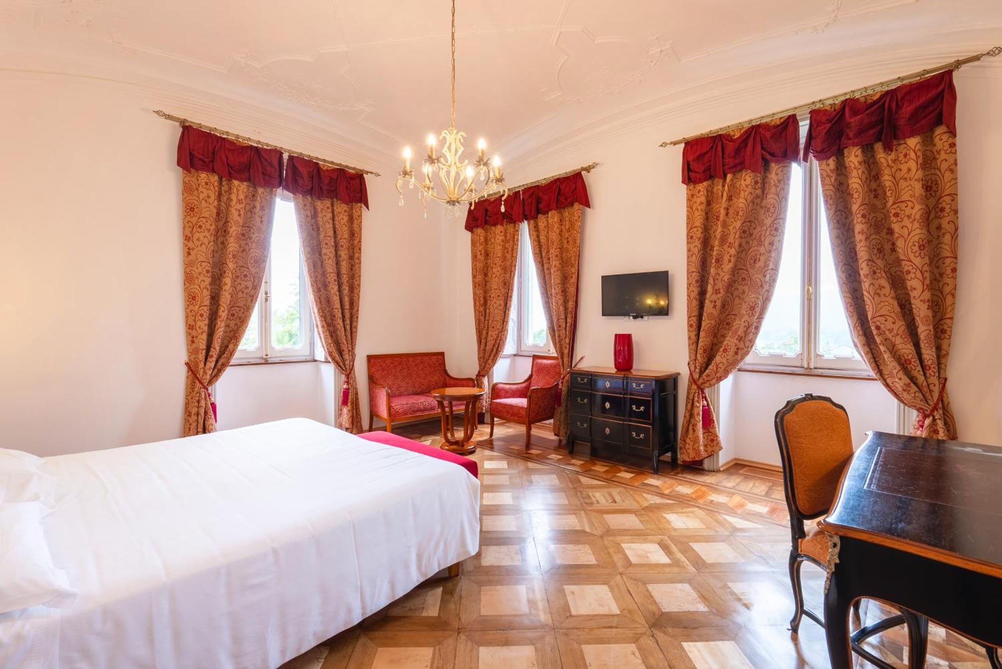 Hotel Borghi