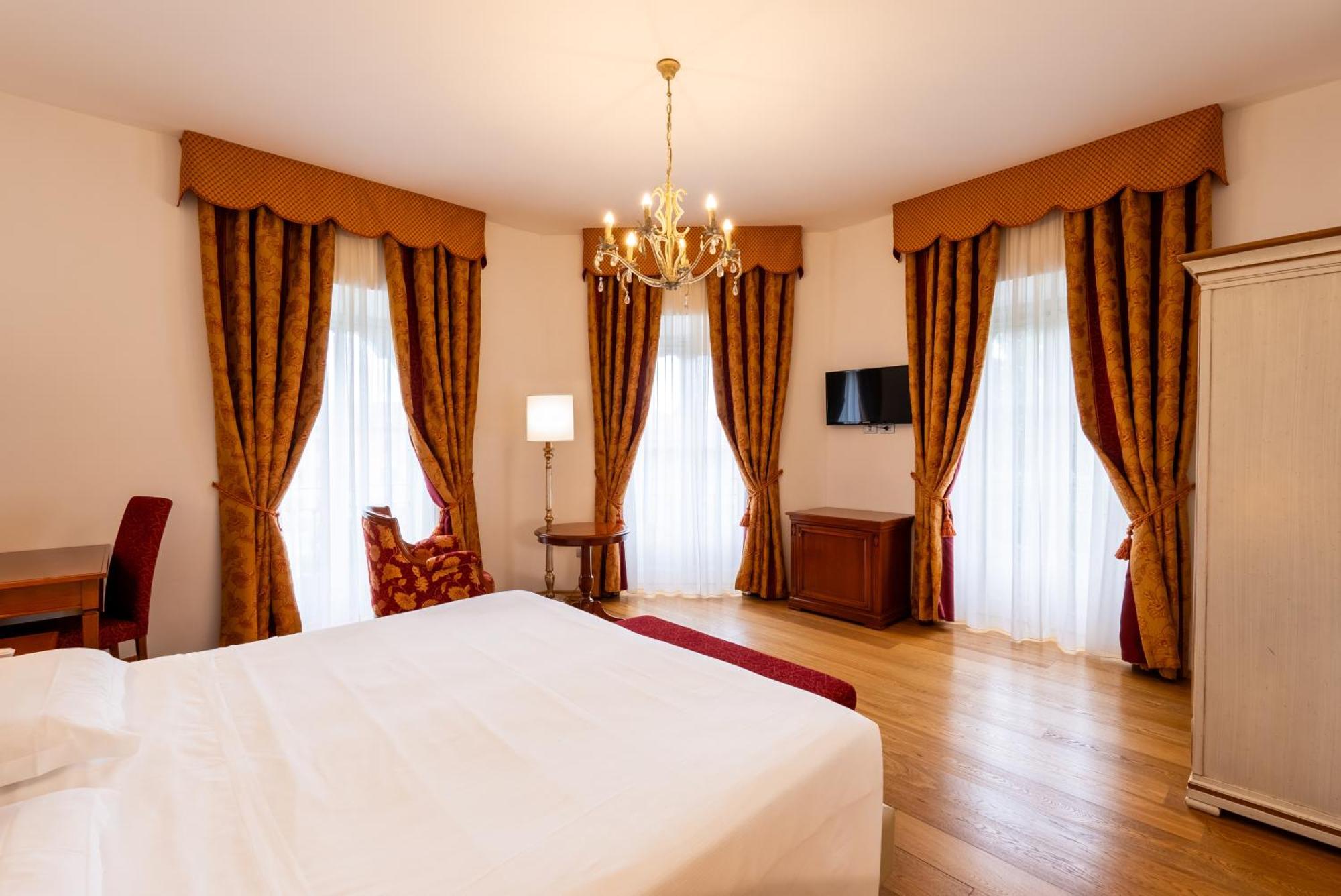 Borghi Hotel Varano Borghi